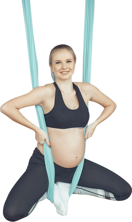 Pregnant woman exercizing
